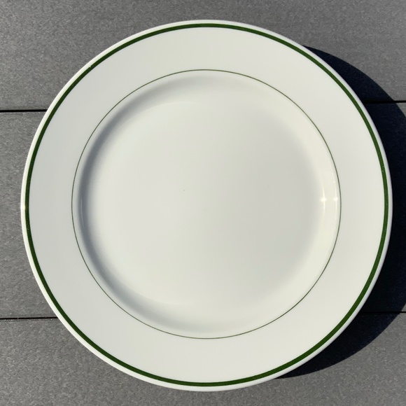 Vintage Set of 2 Syracuse Restaurant China Green Trim 8 7/8 Inch Dinner Plates - Picture 1 of 7